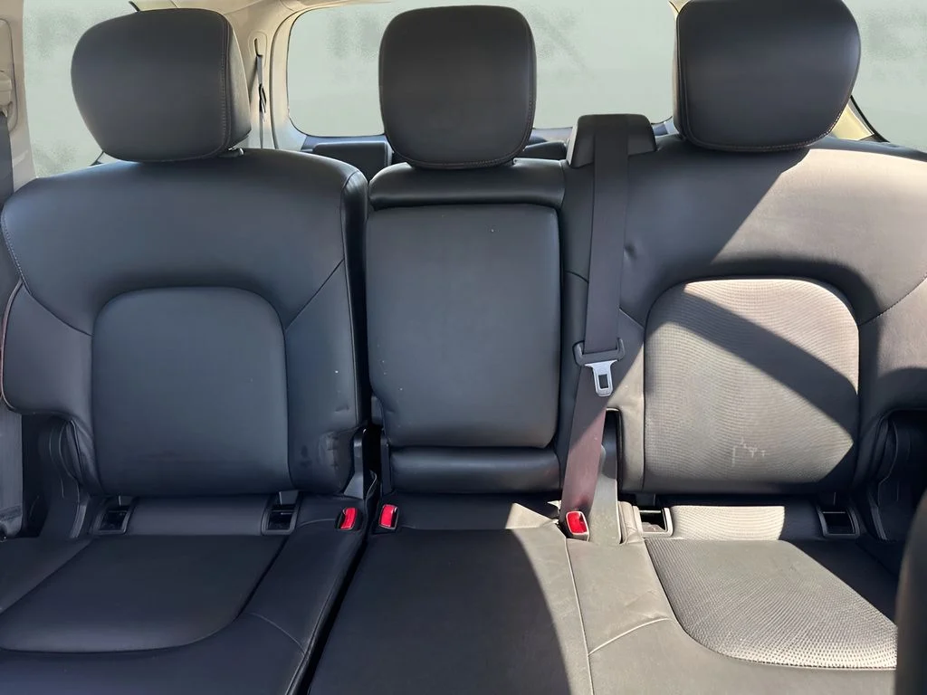 Used 2019 Blue Nissan SL image 13
