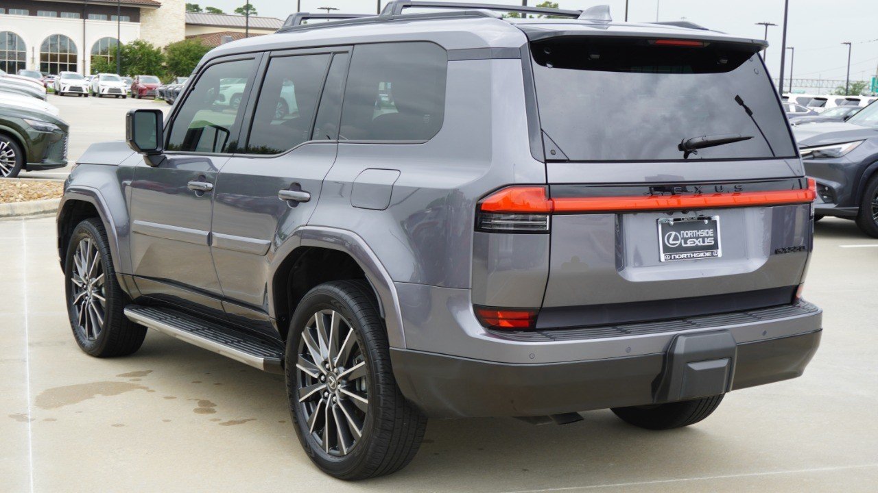 Used 2024 Gray Lexus GX 550 Luxury image 8