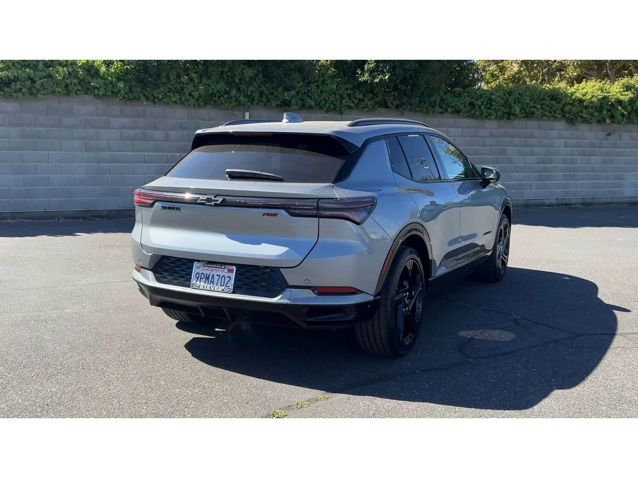 2024 Chevrolet Equinox EV Launch Edition - Photo 11