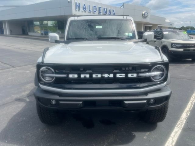 New 2026 Avalanche Gray Ford Outer Banks® image 2