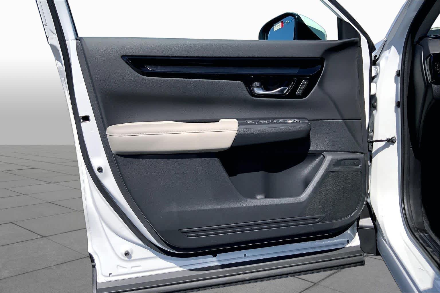 New 2026 Platinum White Pearl Honda EX-L image 10