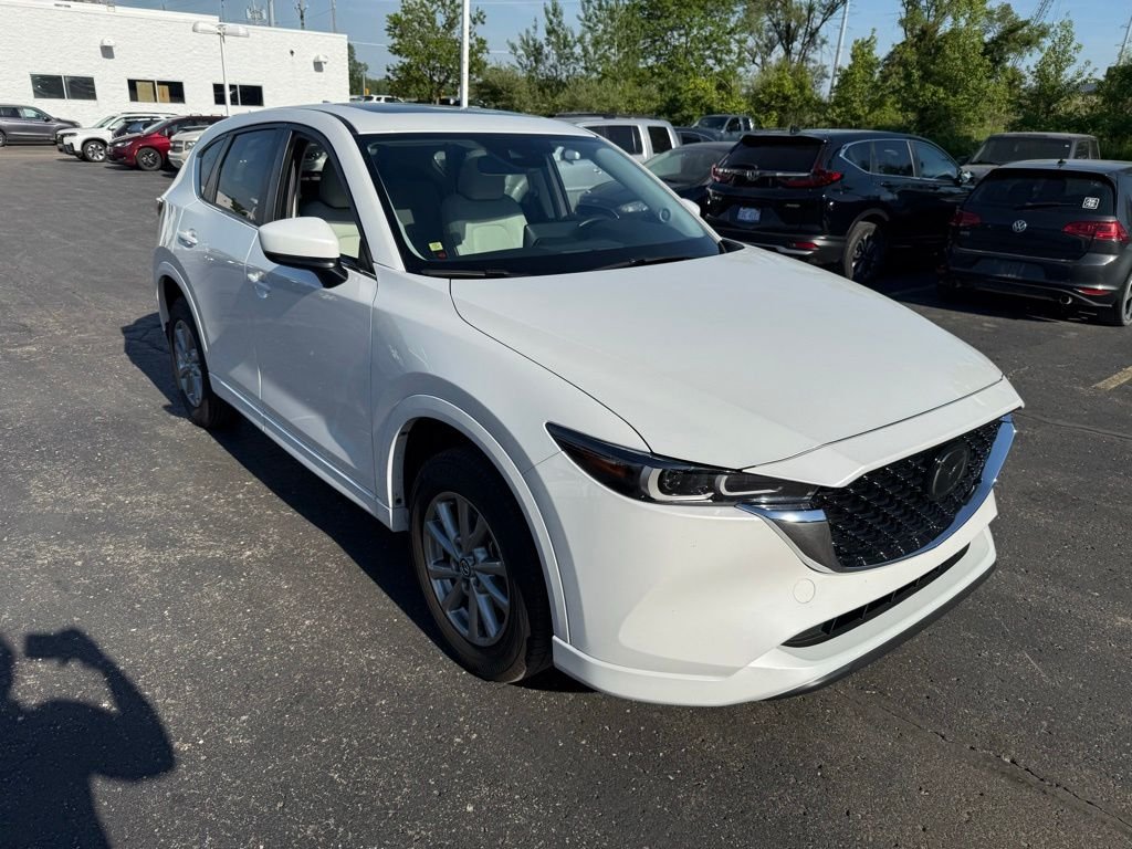 Used 2024 White Metallic Mazda 2.5 S Preferred Package image 4