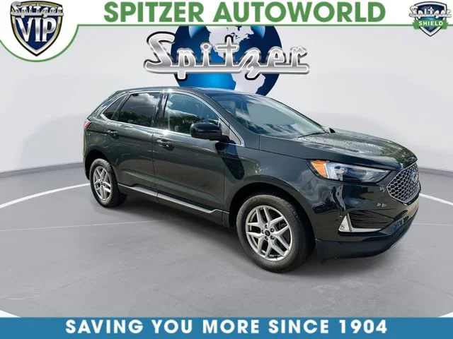 Certified Used 2024 Green Ford SEL image 2