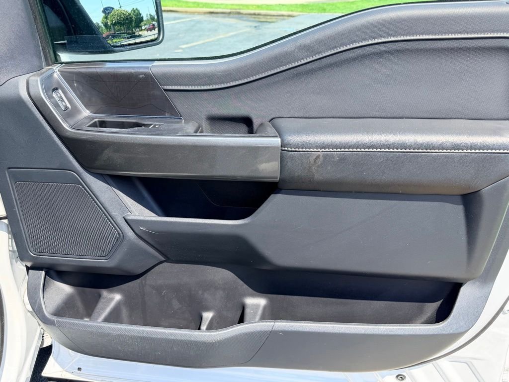 Used 2022 White Ford XLT image 16