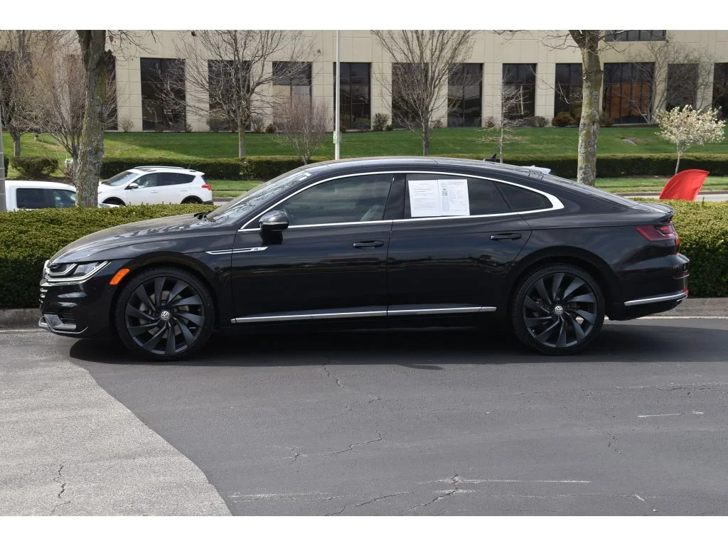 Used 2020 Deep Black Pearl Volkswagen SEL Premium R-Line image 6