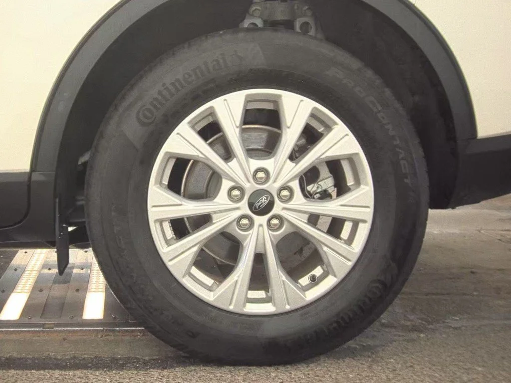 Used 2023 White Ford Active image 12