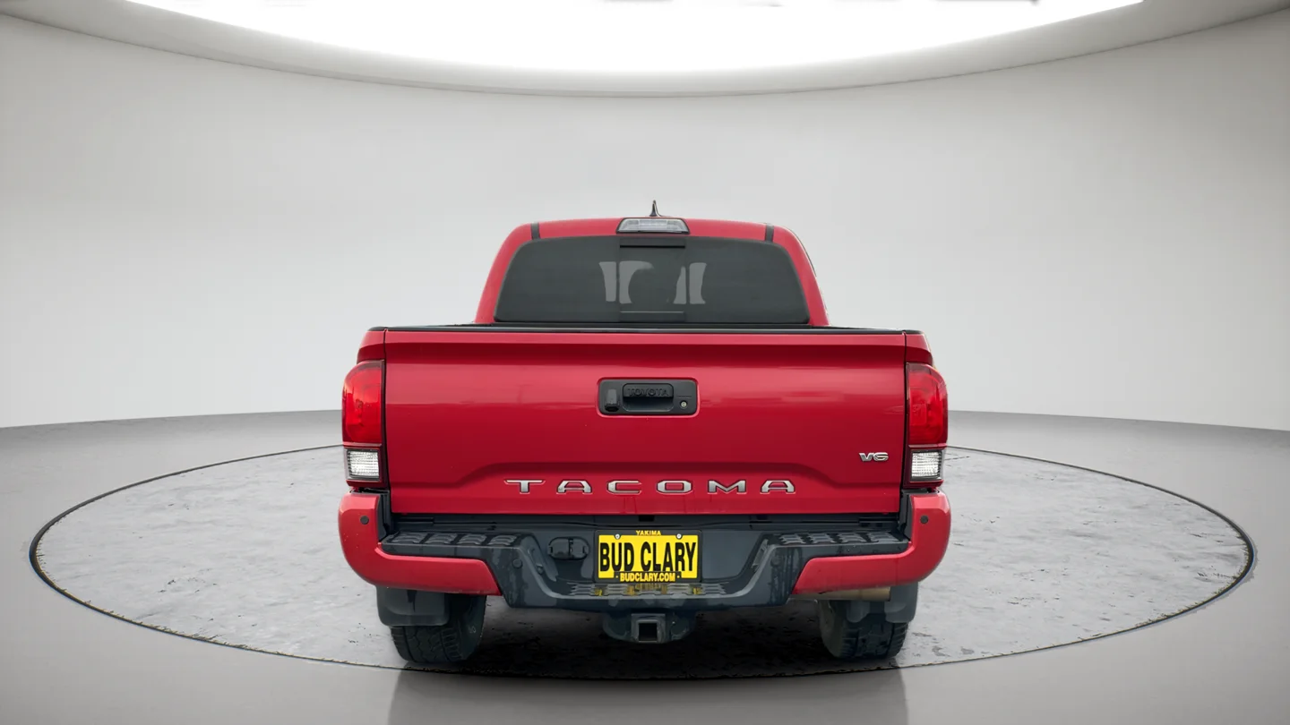 Used 2018 Red Toyota TRD Off-Road image 6