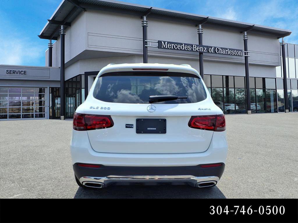 Used 2022 Polar White Mercedes-Benz GLC 300 image 4