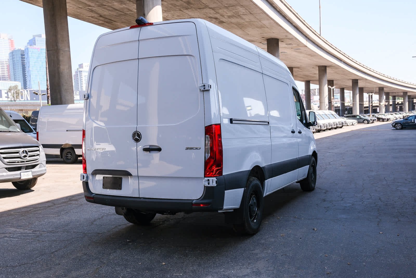 New 2025 Arctic+White Mercedes-Benz Cargo 144 WB  RWD 2.0L 4-Cylinder image 4