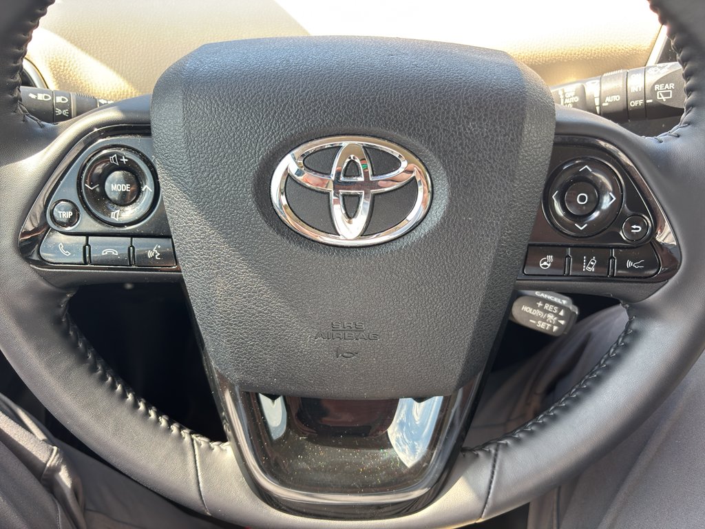 Used 2022 Wind Chill Pearl Toyota XLE image 7