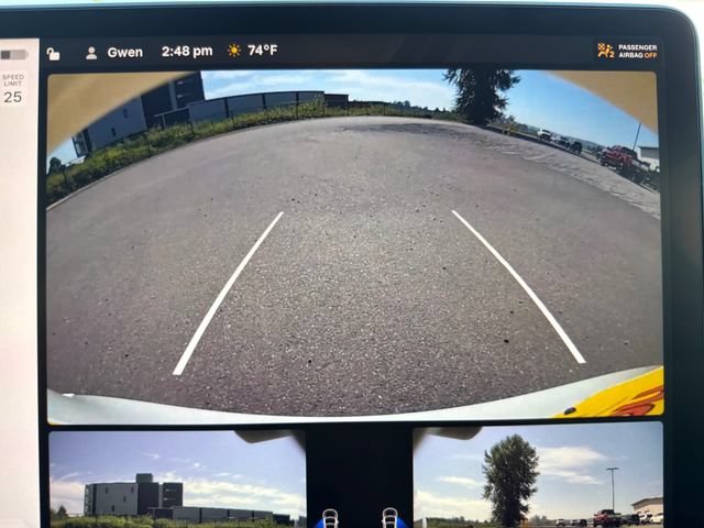 Used 2022  Tesla Performance image 25
