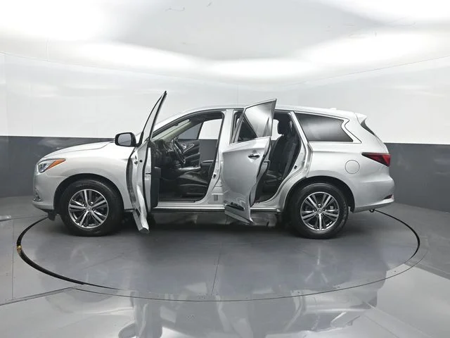 Used 2020 Silver INFINITI PURE image 38