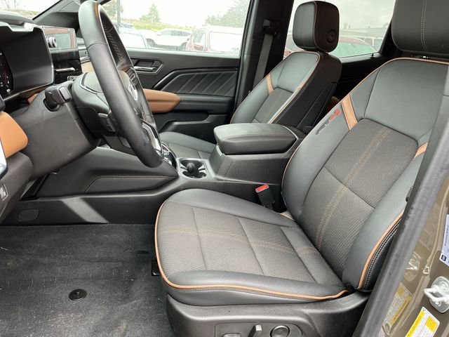Used 2025 Deep Bronze Metallic GMC AT4 image 14