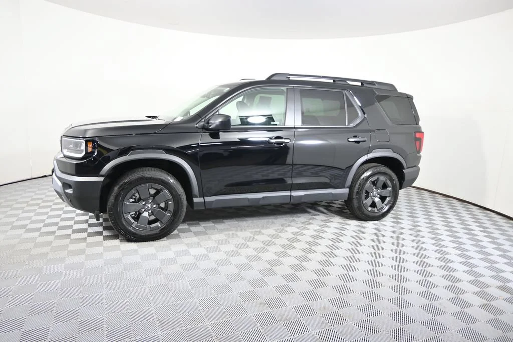 Used 2026 Honda Passport RTL with VIN 5FNYF9H37TB007635 for sale in Forest Lake, Minnesota