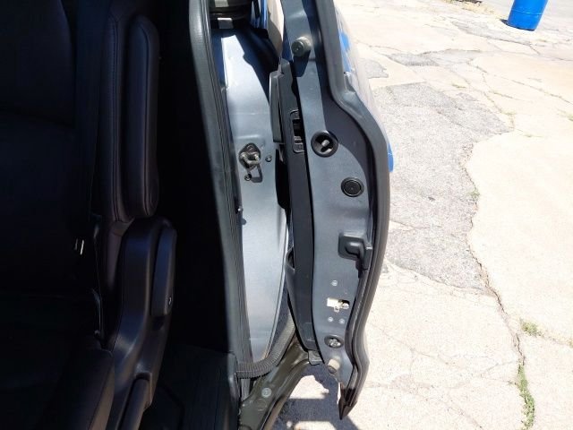 Used 2018 Silver Honda EX-L image 33