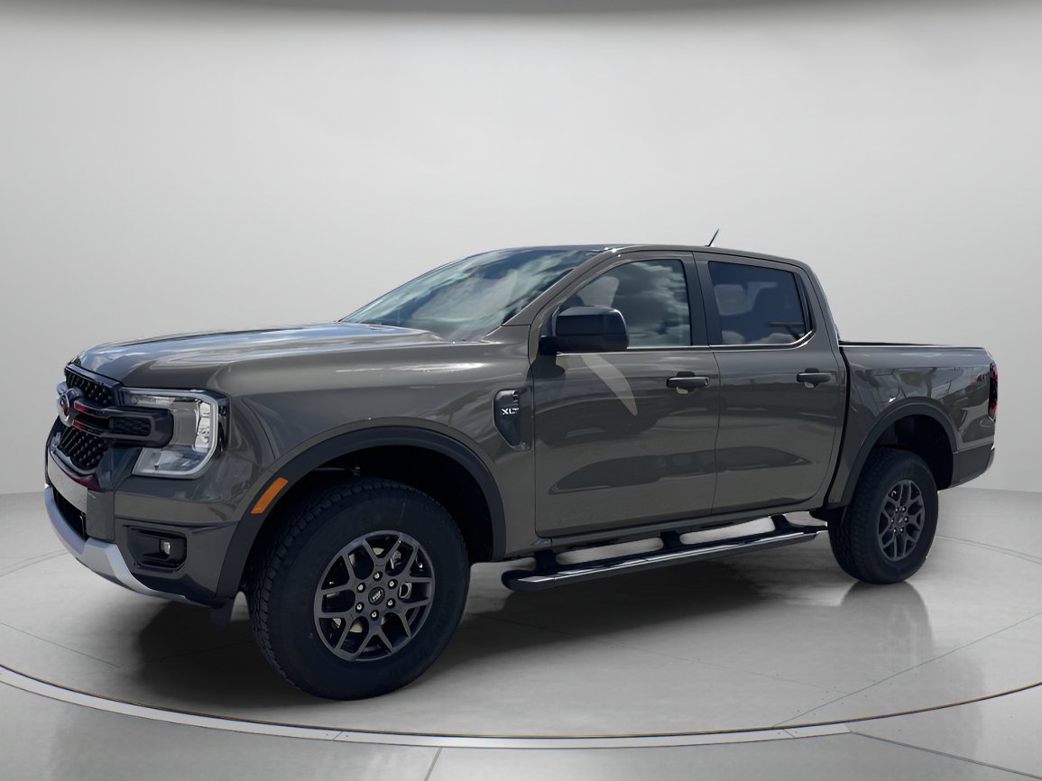 New 2026 Marsh Gray Ford XLT image 1