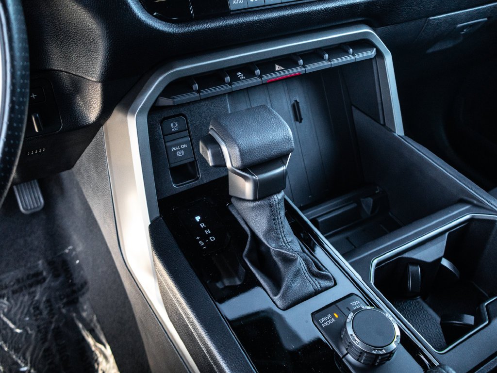 2026 Toyota Tundra SR5 - Photo 16