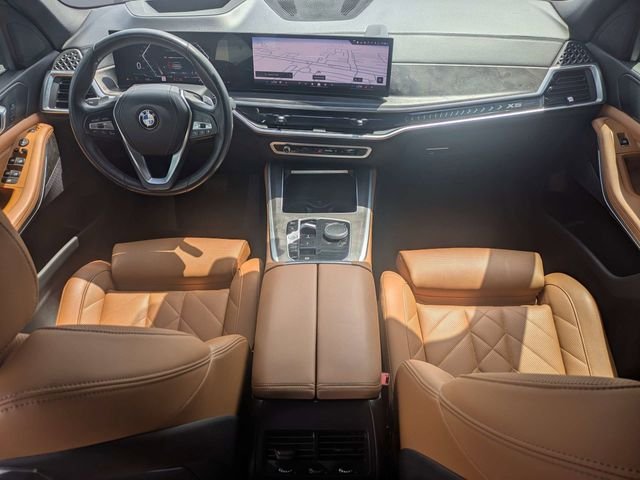 Used 2024 Alpine White BMW sDrive40i image 17
