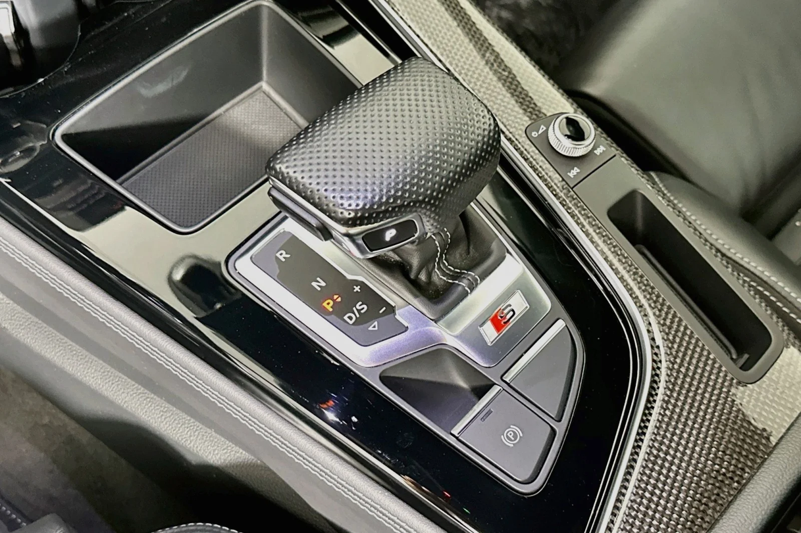 Used 2023 Mythos Black Metallic Audi Premium Plus image 7