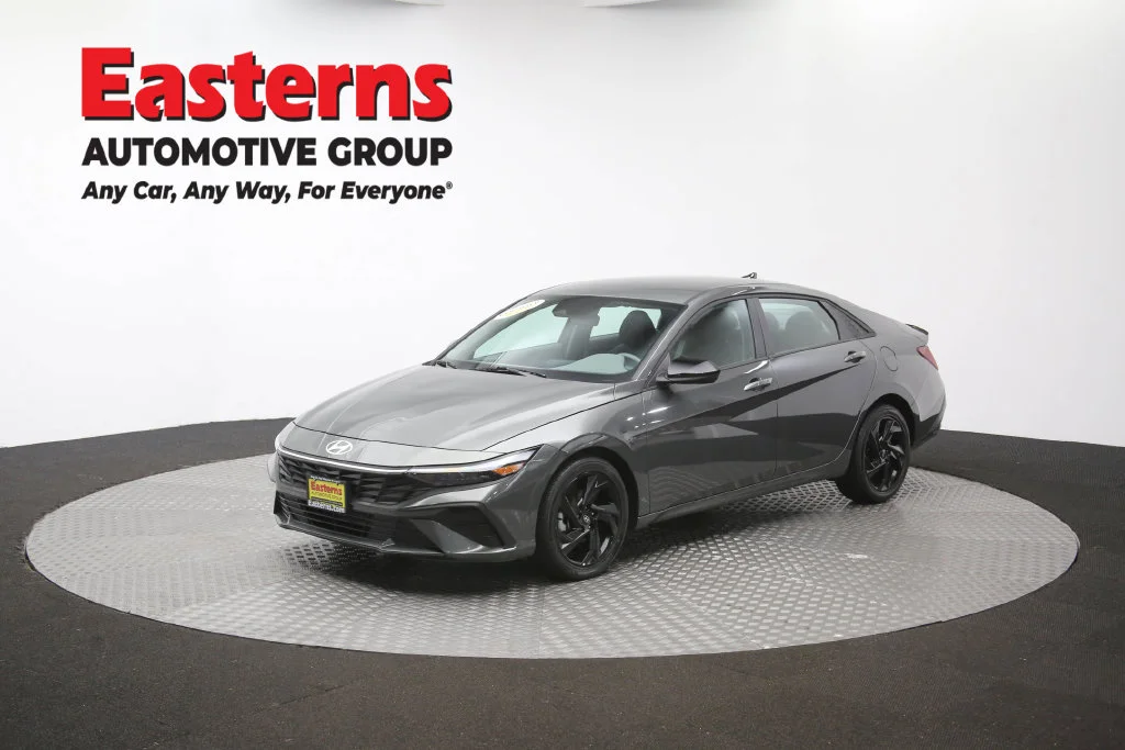Used 2026 Gray Hyundai SEL Sport image 56