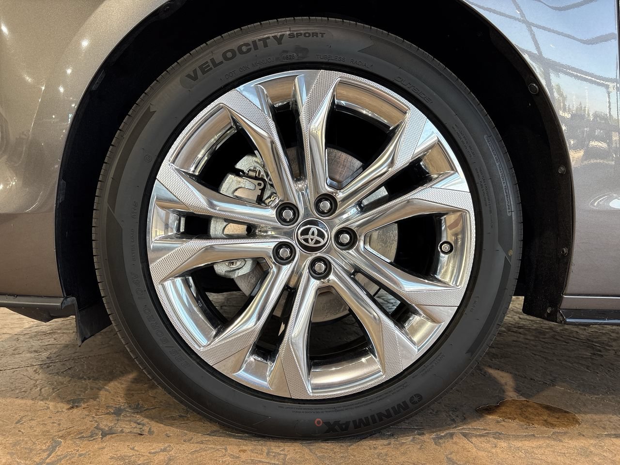 Certified Used 2023 Predawn Gray Mica Toyota Platinum image 10