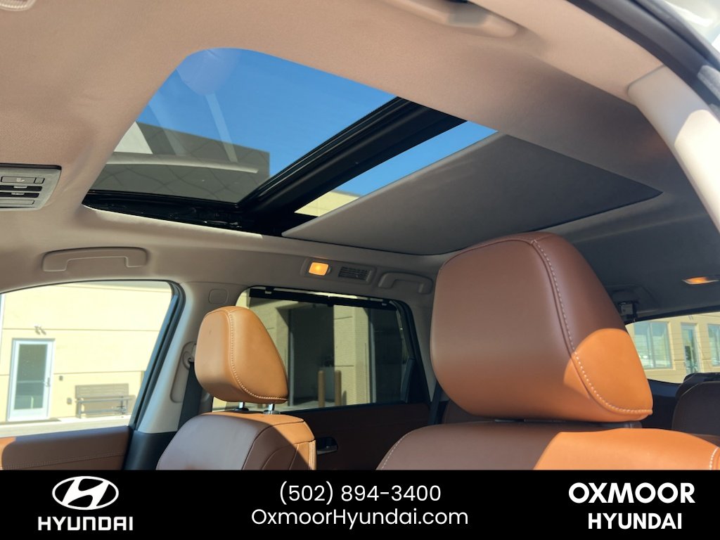 Used 2023 Pearl White Tricoat Nissan Platinum image 5