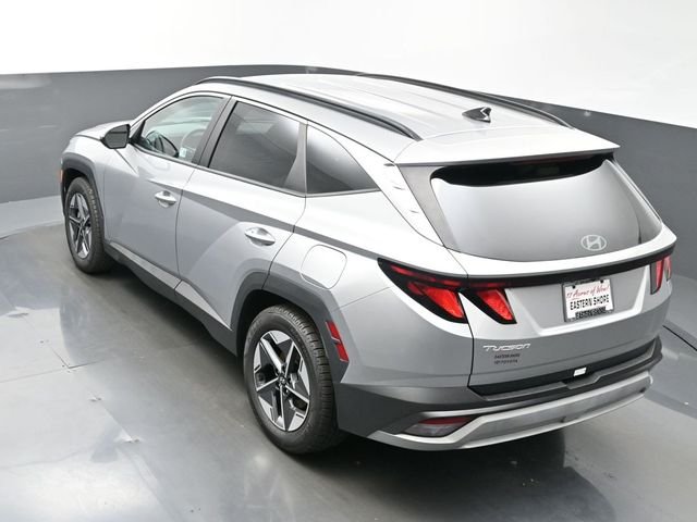 Used 2025 Silver Hyundai SEL image 41