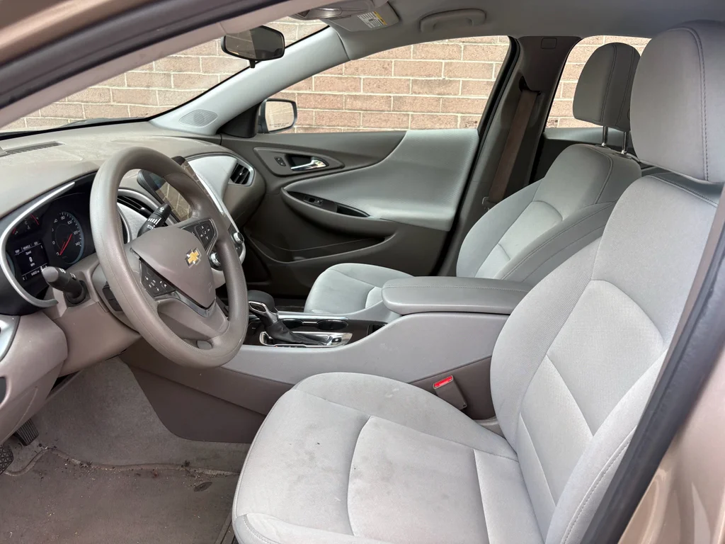 Used 2023 Gray Metallic Chevrolet LT image 11