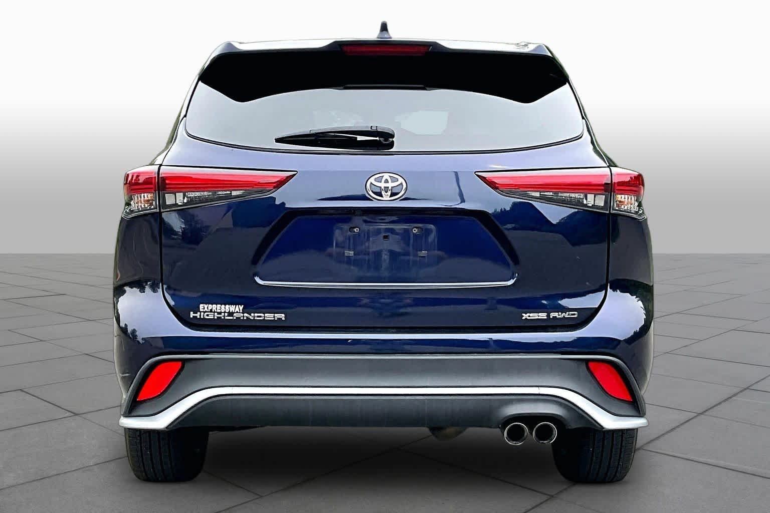 Used 2023 Blueprint Toyota XSE image 5