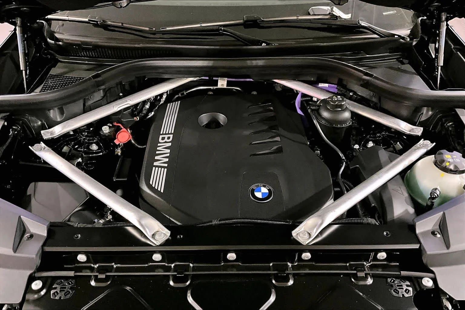 New 2026 Black Sapphire Metallic BMW xDrive40i image 14