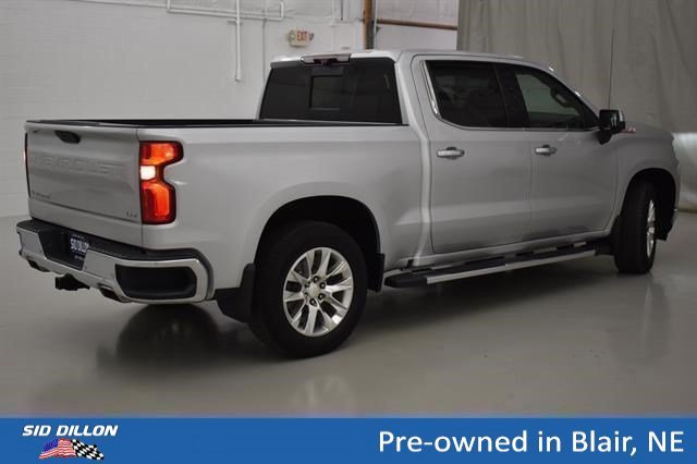 Used 2021 Silver Ice Metallic Chevrolet LTZ image 15