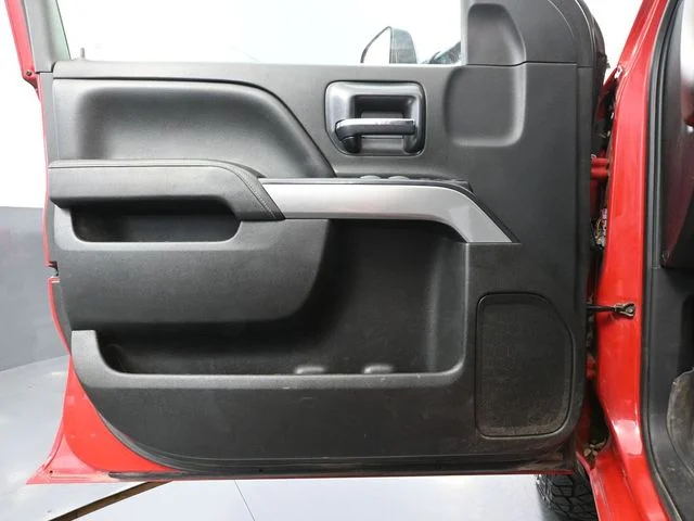 Used 2015 Red Chevrolet LT image 20