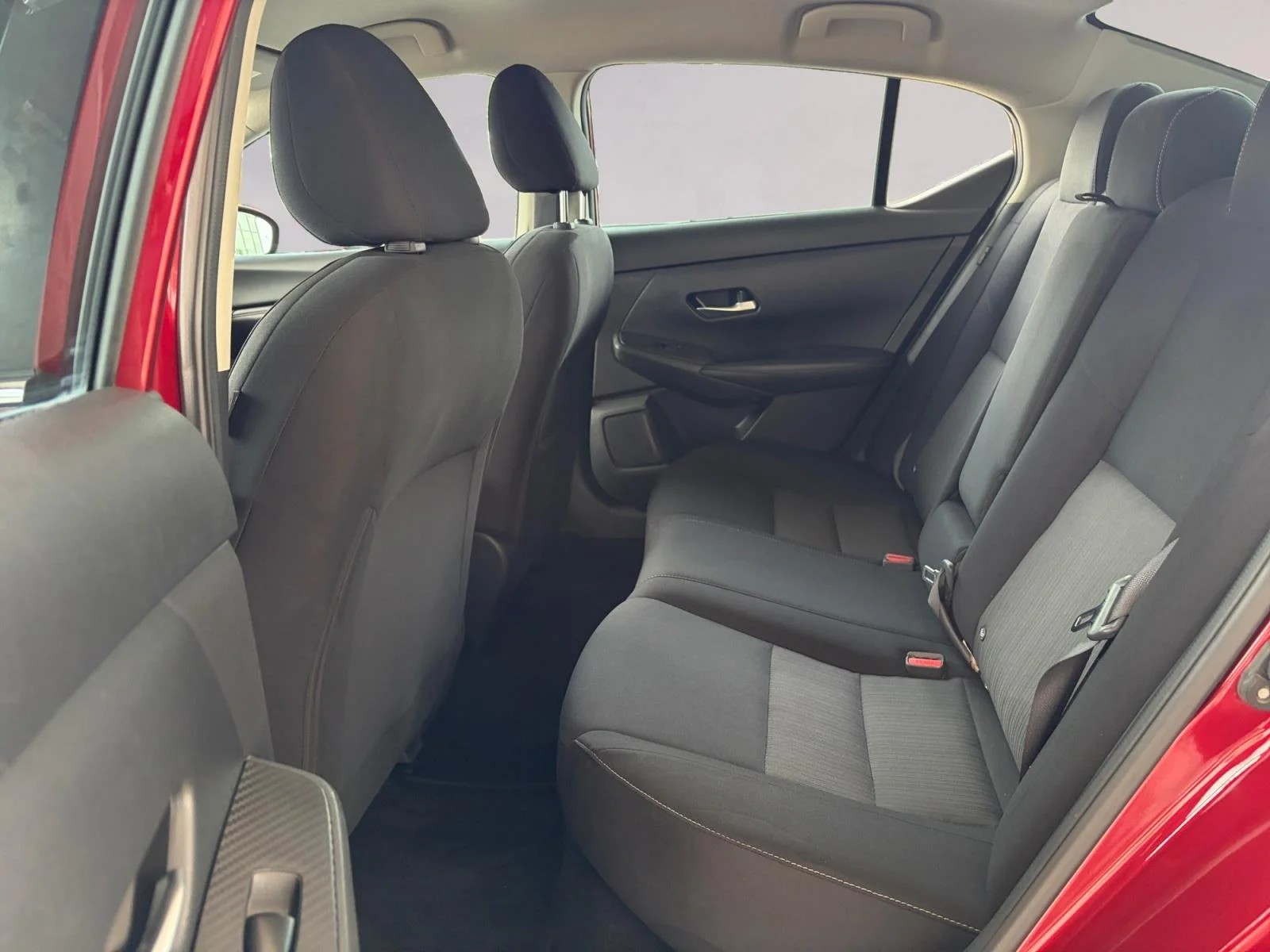 Used 2021 Scarlet Ember Tintcoat Nissan SV image 13