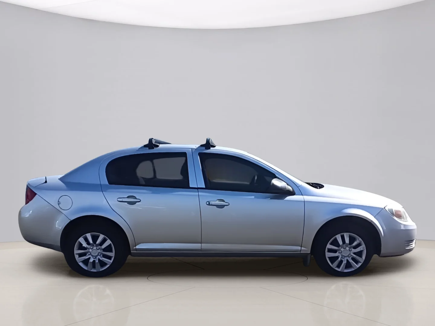 Used 2010 Gray Chevrolet  image 6