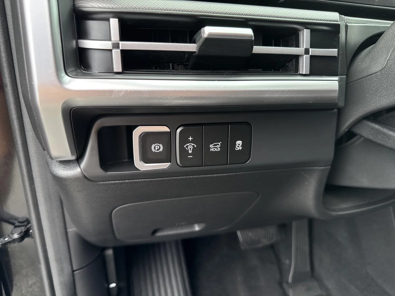 Used 2026 Phantom Black Hyundai SE image 19
