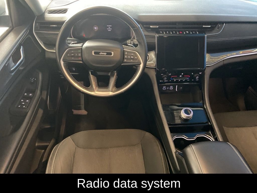 Used 2022 White Jeep Laredo image 4