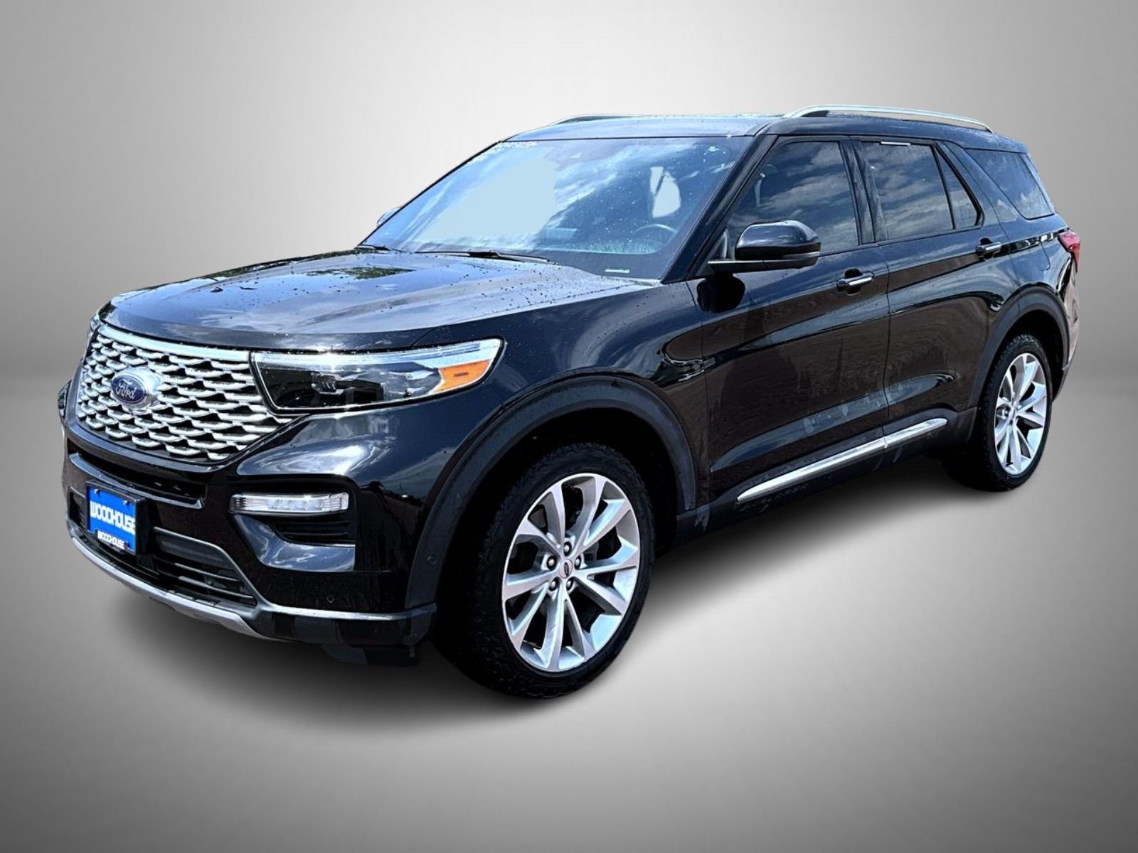 2021 Ford Explorer Platinum 4WD's photo