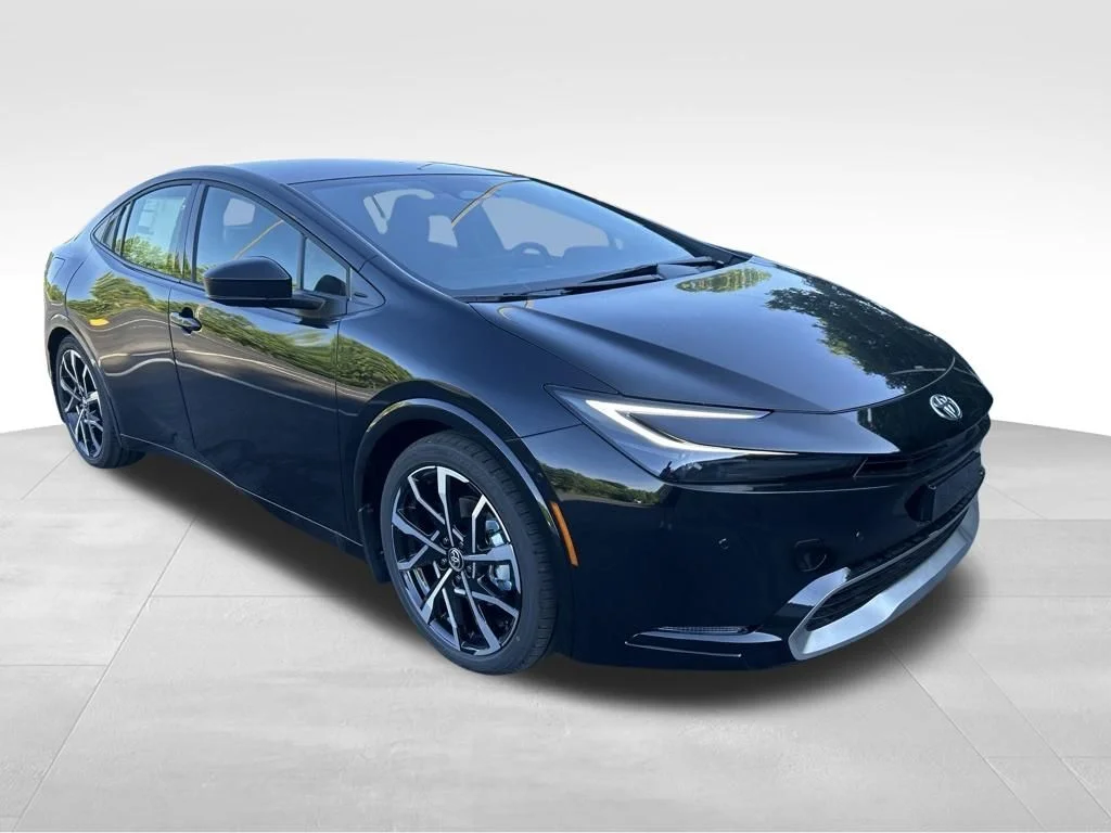 2026 Toyota Prius Plug-in Hybrid XSE Premium - Photo 7