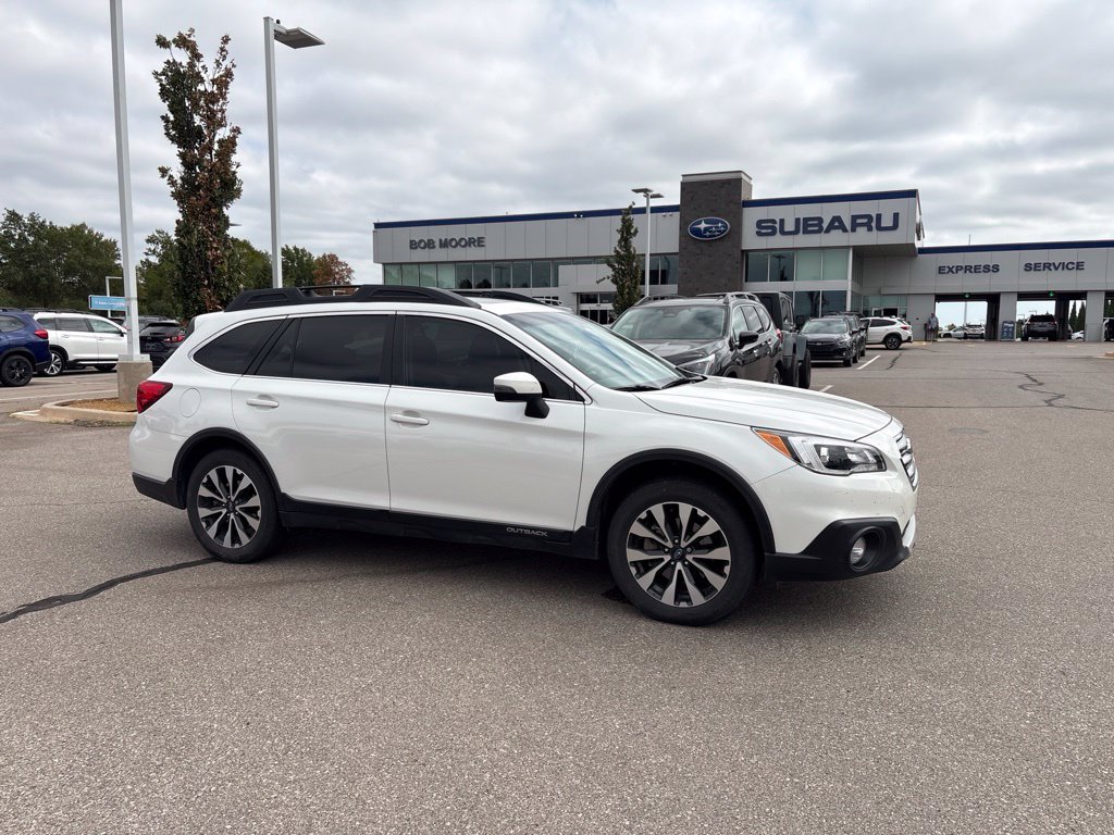 Used 2016 White Subaru 2.5i image 1