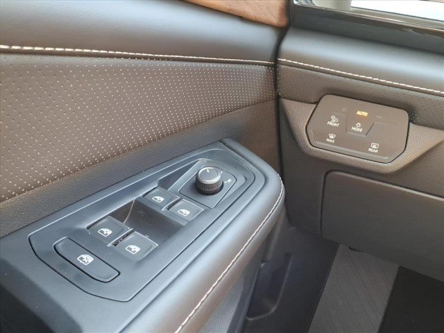 2026 Volkswagen Atlas SE w/Tech - Photo 27