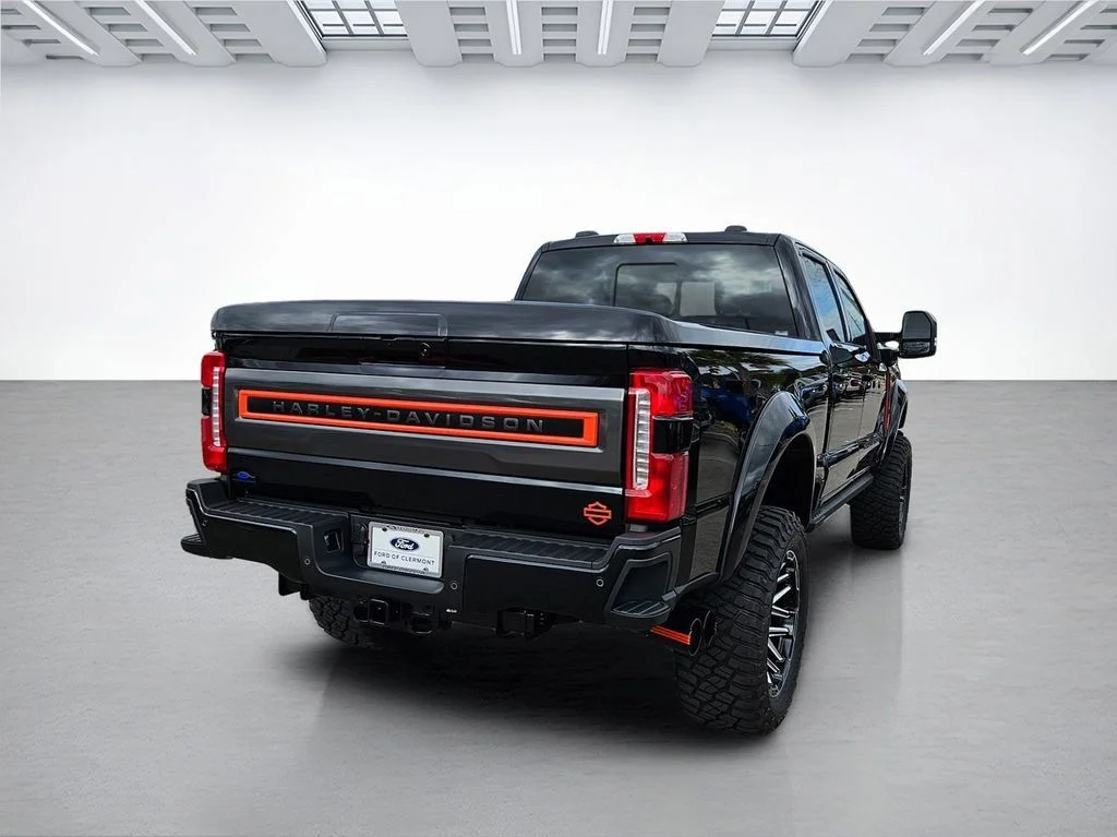 New 2026 Agate Black Metallic Ford F-250® Lariat® image 5
