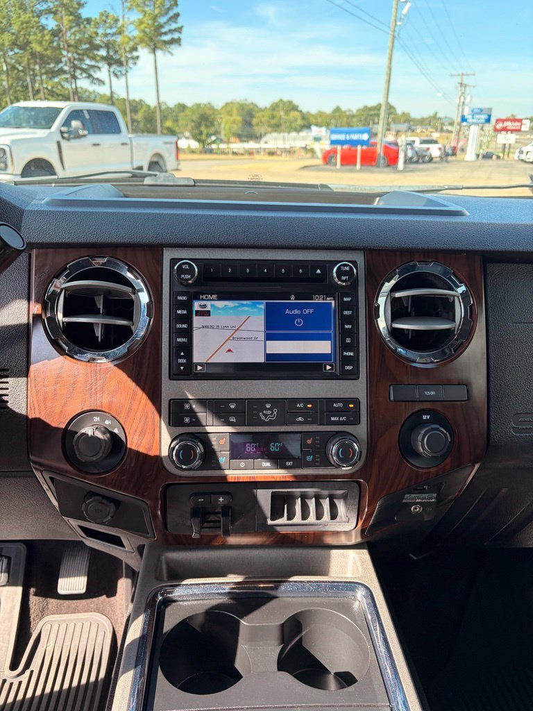 Used 2011 Black Ford Lariat image 18