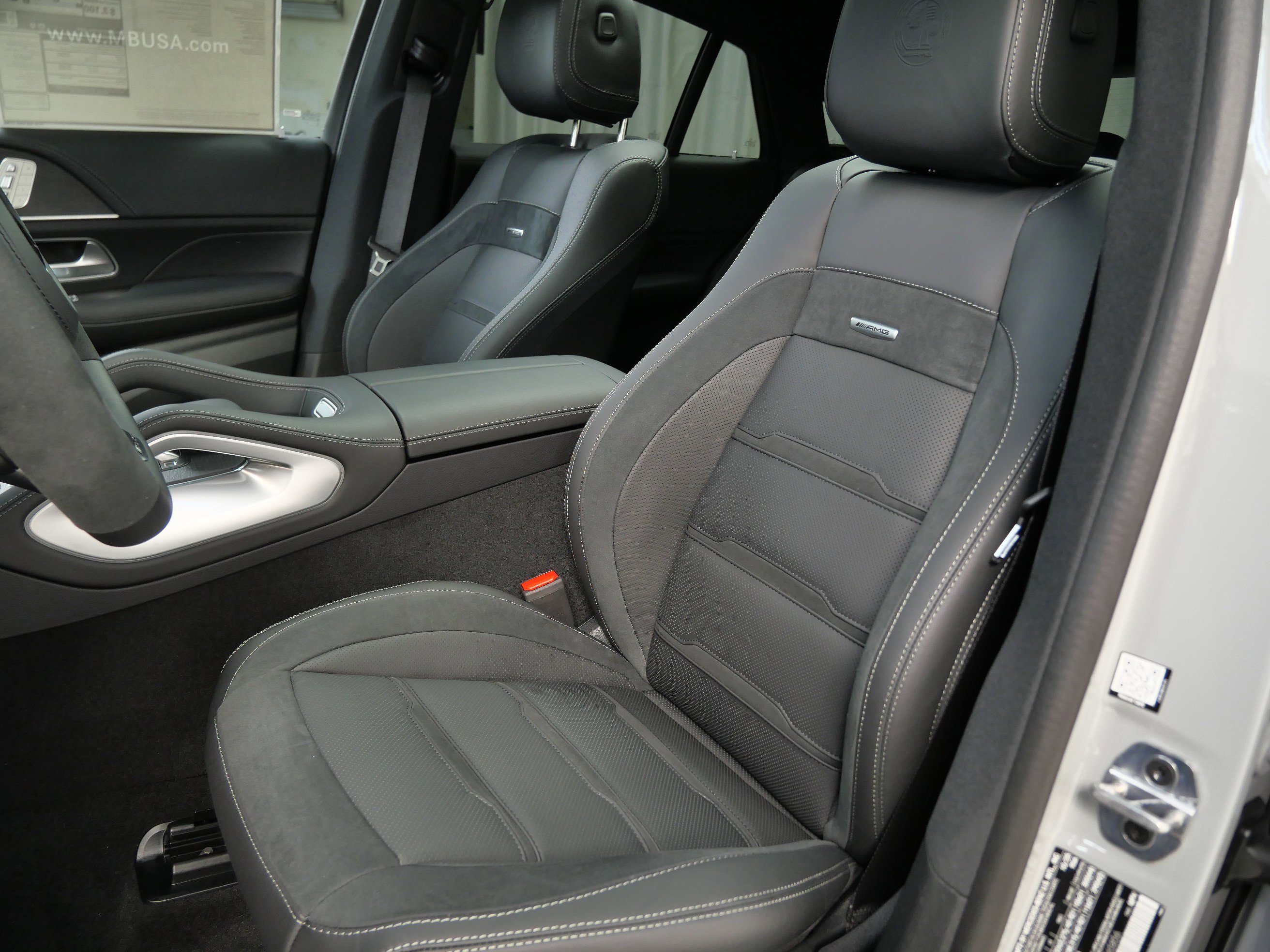 New 2026 MANUFAKTUR Alpine Grey Mercedes-Benz AMG® GLE 53 4MATIC+ Coupe image 3