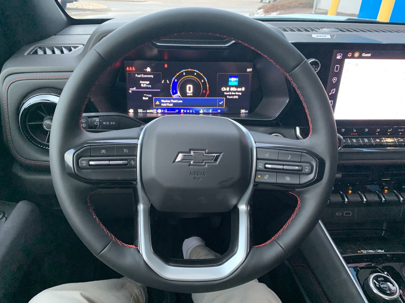 2025 Chevrolet Colorado Z71 - Photo 32
