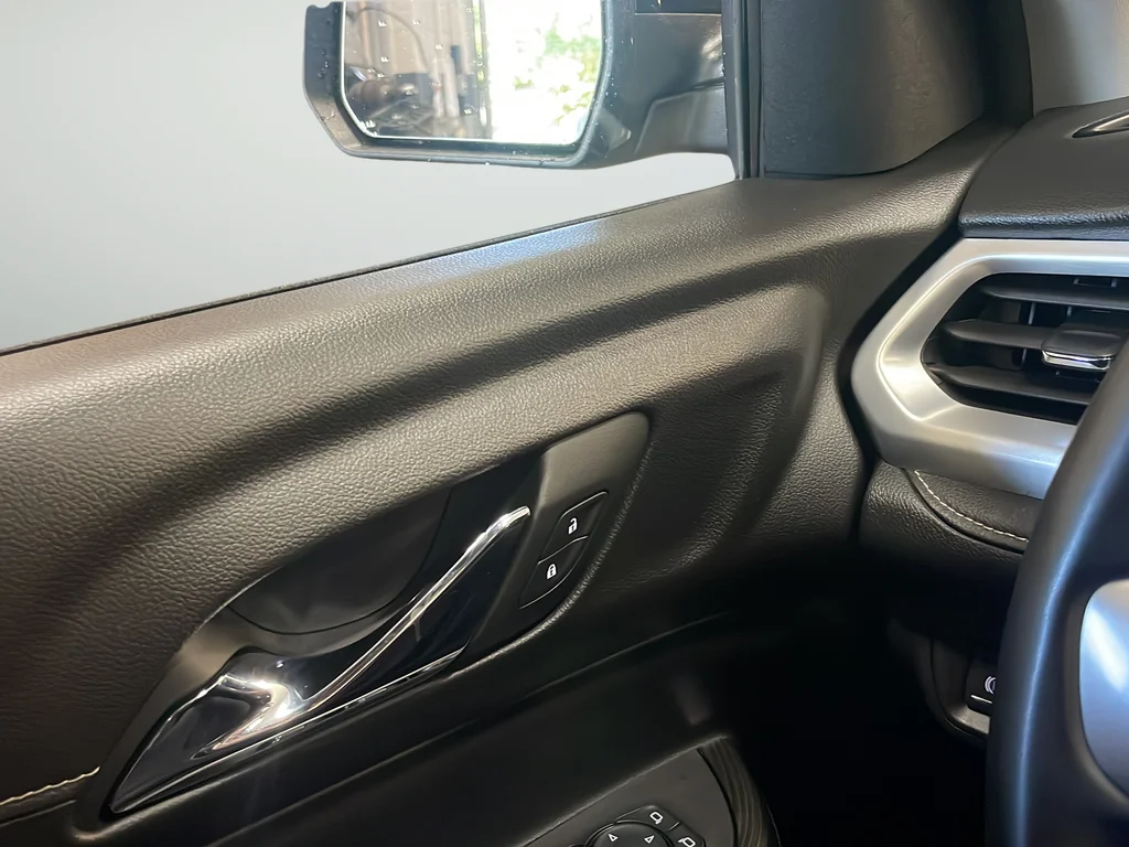 2023 GMC Acadia SLT - Photo 32