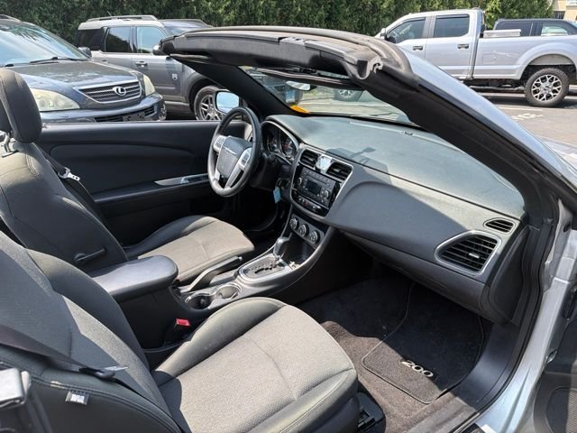 Used 2011 Silver Chrysler Touring image 11