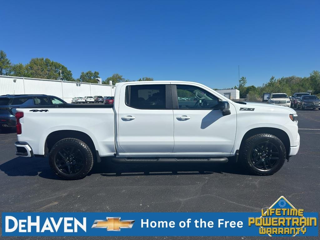 New 2026 Summit White Chevrolet RST image 16