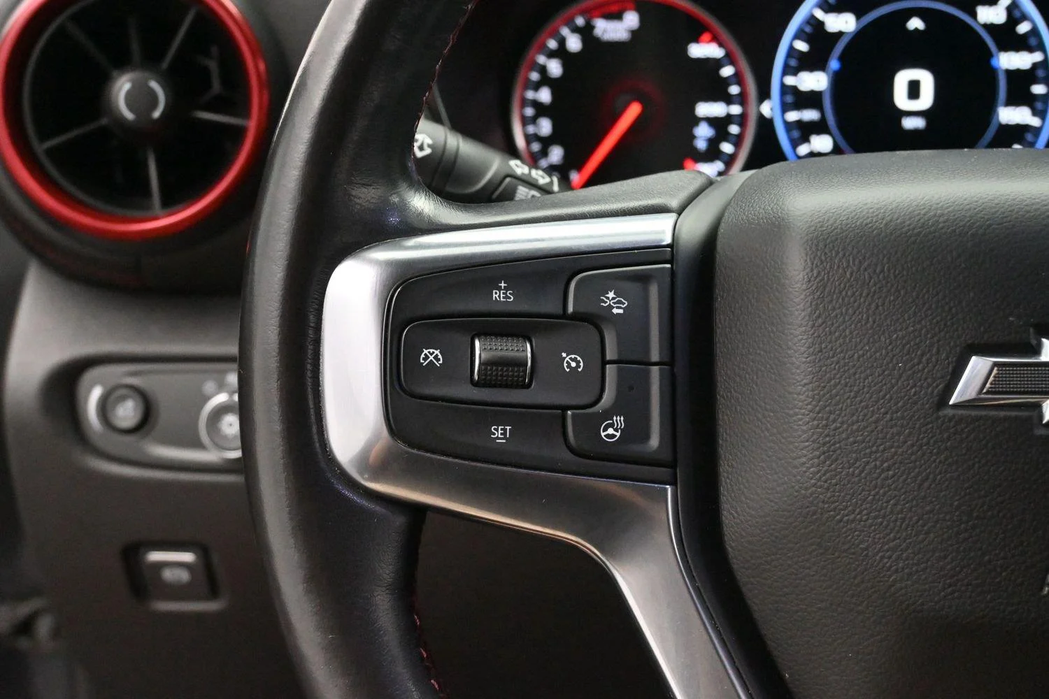 Used 2020 NIGHTFALL GRAY METALLIC Chevrolet RS image 17