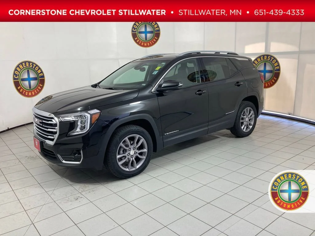 2024 GMC Terrain SLT AWD's photo