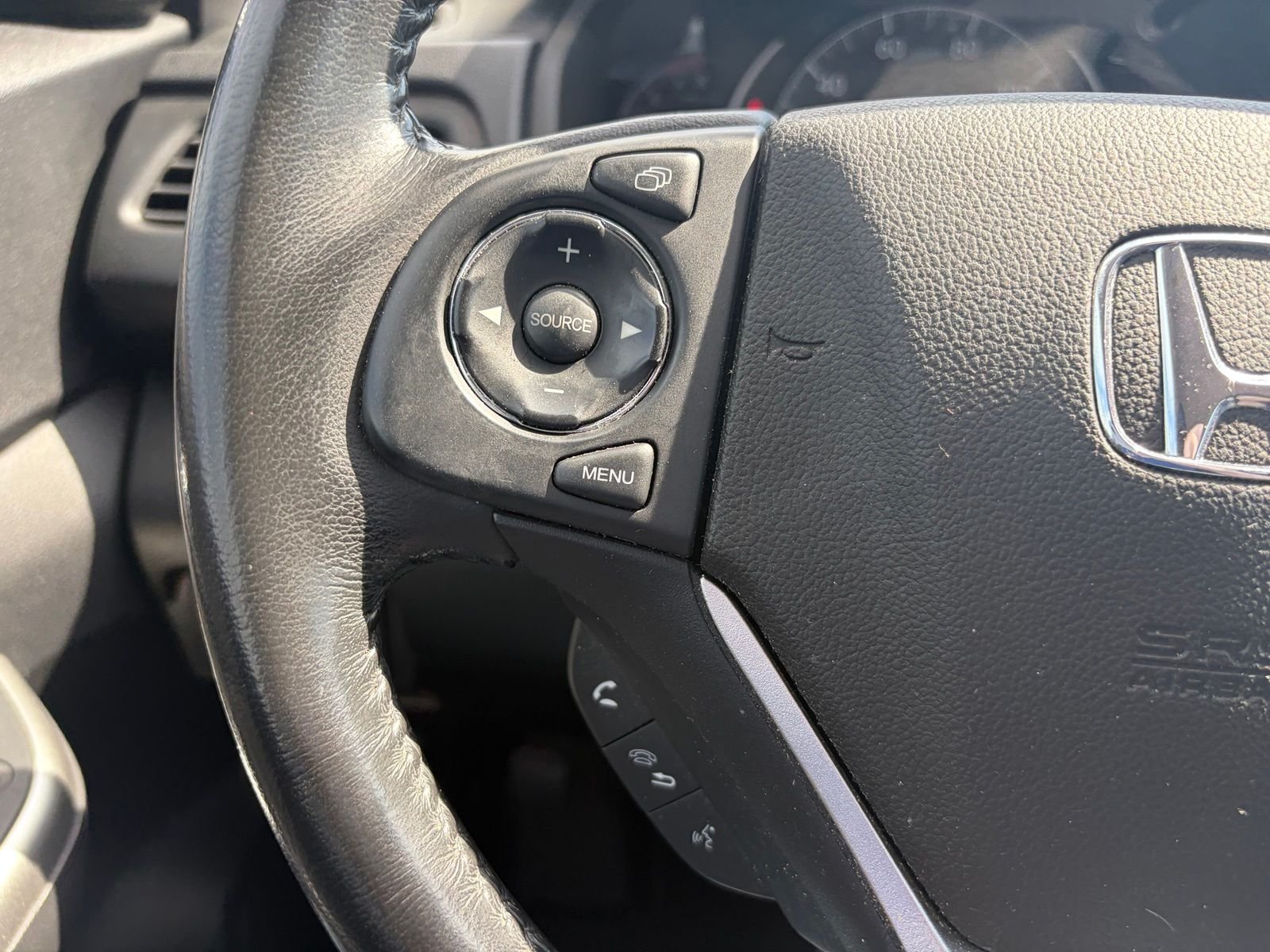 Used 2016 Silver Honda EX-L image 18